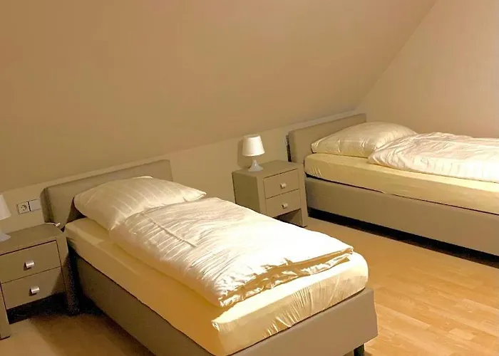 בית הארחה Restaurant Parthenon 3*